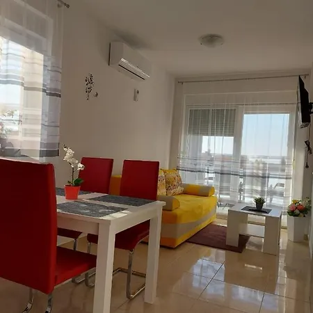 Gimi Shine Apartman Vrsi