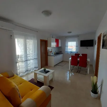 Apartmán Gimi Shine