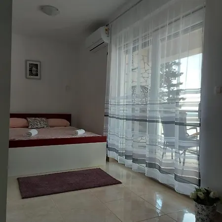 Gimi Shine Apartmán