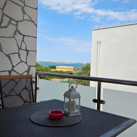 Appartement Gimi Shine