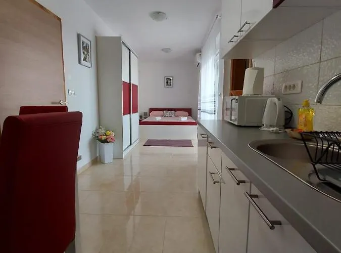 Gimi Shine Apartment