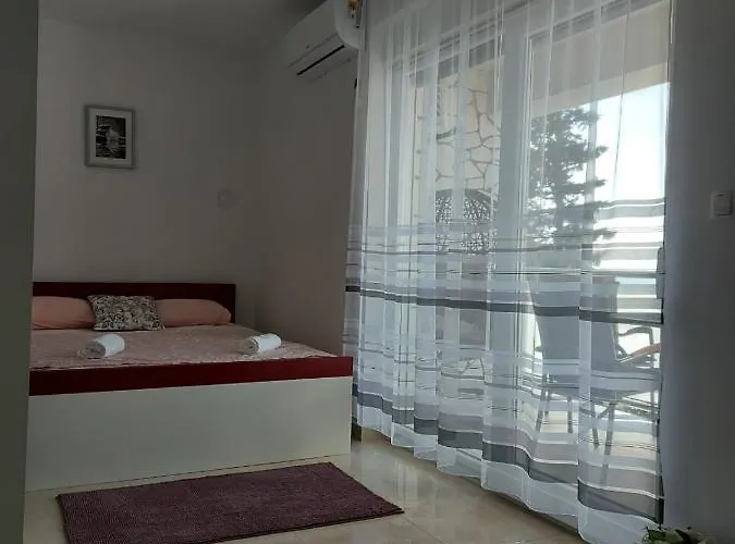 Gimi Shine Apartment